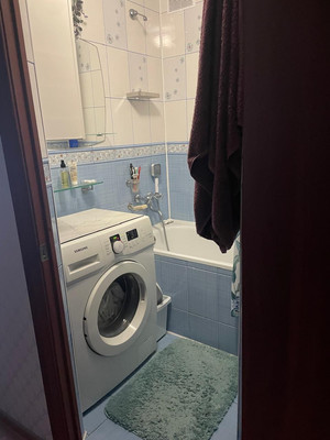 Продам двухкомнатную (2-комн.) квартиру, Керченская ул, 17, Туапсе г