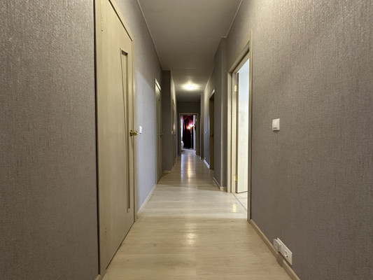 Продам трехкомнатную (3-комн.) квартиру, Дмитровская ул, 17, Базарово д