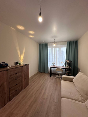 Продам трехкомнатную (3-комн.) квартиру, Мира ул, 8, Люберцы г