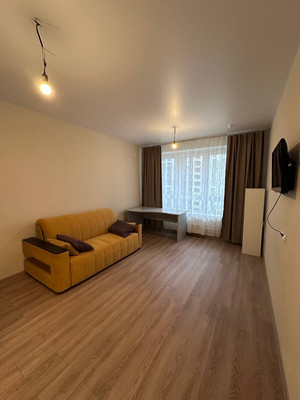 Продам трехкомнатную (3-комн.) квартиру, Мира ул, 8, Люберцы г