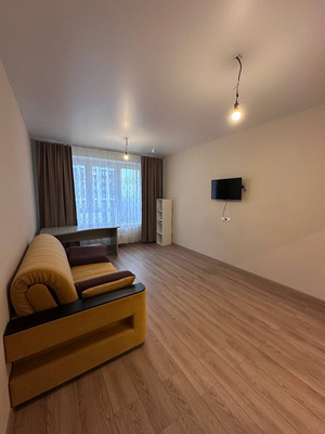 Продам трехкомнатную (3-комн.) квартиру, Мира ул, 8, Люберцы г