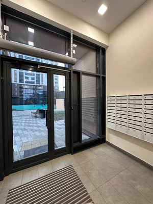 Продам трехкомнатную (3-комн.) квартиру, Мира ул, 8, Люберцы г