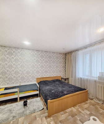 Продам двухкомнатную (2-комн.) квартиру, Ямашева пр-кт, 1019, Казань г