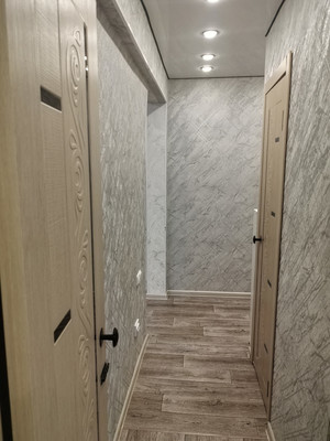 Продам трехкомнатную (3-комн.) квартиру, Декабрьских Событий ул, 7, Черемхово г