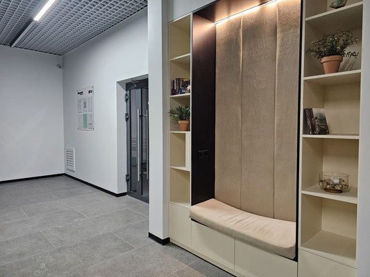 Продам трехкомнатную (3-комн.) квартиру, Металлистов ул, 18, Пермь г