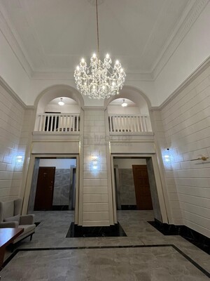 Продам двухкомнатную (2-комн.) квартиру, Победы пл, 1кБ, Москва г