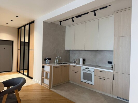 Продам трехкомнатную (3-комн.) квартиру, Кочновский проезд, 4к2, Москва г