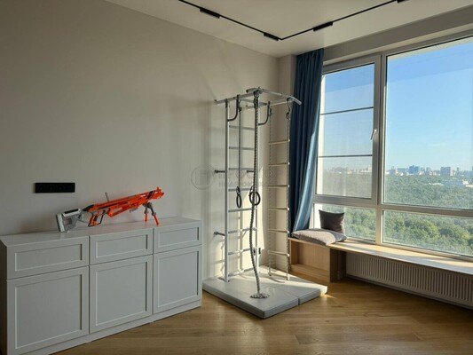 Продам трехкомнатную (3-комн.) квартиру, Кочновский проезд, 4к2, Москва г