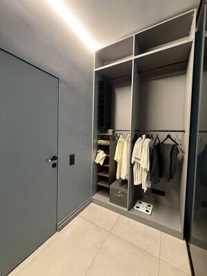 Продам трехкомнатную (3-комн.) квартиру, Кочновский проезд, 4к2, Москва г