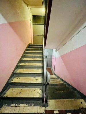 Продам однокомнатную (1-комн.) квартиру, Нагорный б-р, 5к1, Москва г