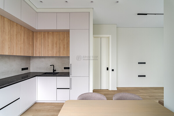 Продам трехкомнатную (3-комн.) квартиру, Шелепихинская наб, 40к1, Москва г