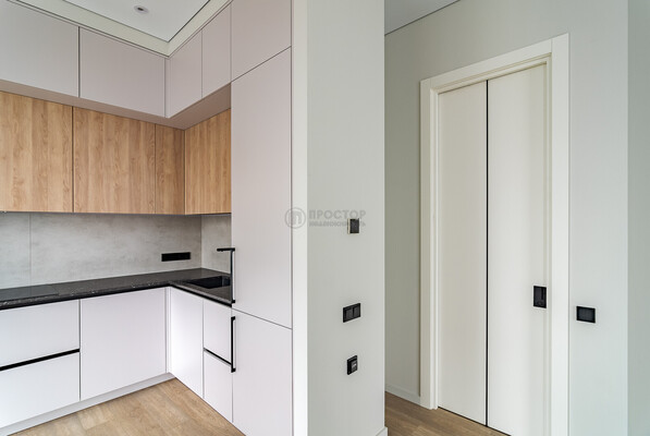 Продам трехкомнатную (3-комн.) квартиру, Шелепихинская наб, 40к1, Москва г