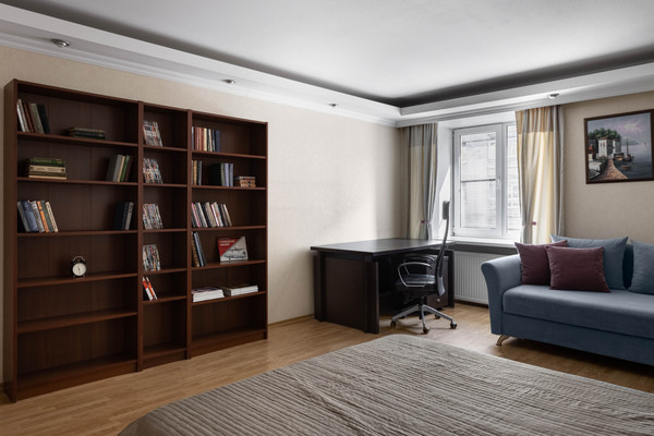 Сдам двухкомнатную (2-комн.) квартиру, Кавалергардская ул, 30, Санкт-Петербург г