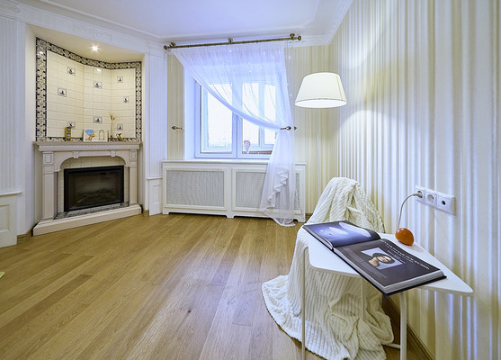 Продам трехкомнатную (3-комн.) квартиру, Ленинский пр-кт, 114А, Санкт-Петербург г