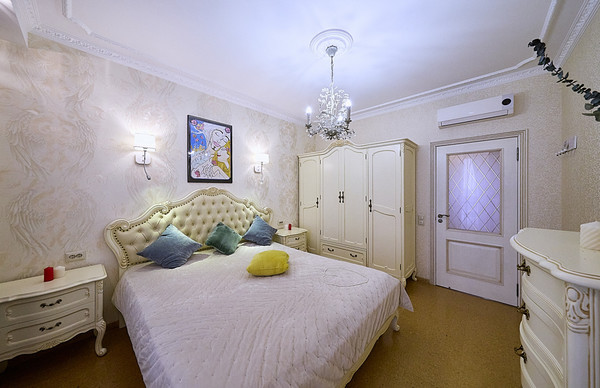 Продам трехкомнатную (3-комн.) квартиру, Ленинский пр-кт, 114А, Санкт-Петербург г