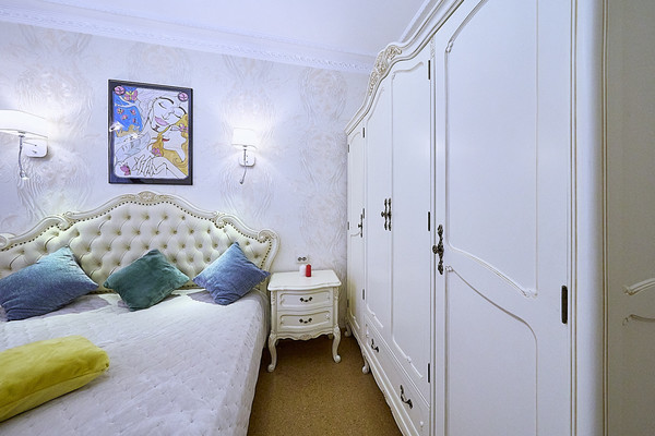 Продам трехкомнатную (3-комн.) квартиру, Ленинский пр-кт, 114А, Санкт-Петербург г