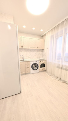 Продам однокомнатную (1-комн.) квартиру, Амурский проезд, 8, Иркутск г