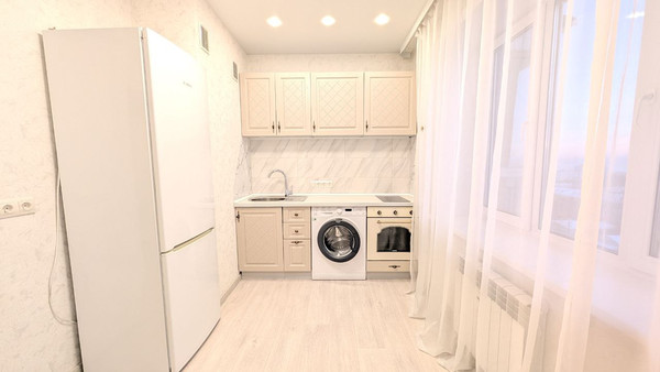 Продам однокомнатную (1-комн.) квартиру, Амурский проезд, 8, Иркутск г