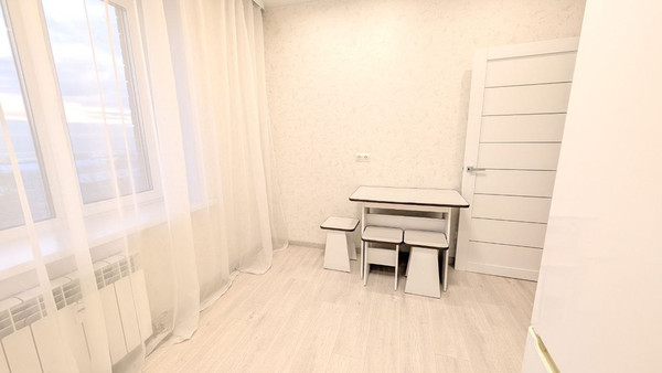 Продам однокомнатную (1-комн.) квартиру, Амурский проезд, 8, Иркутск г