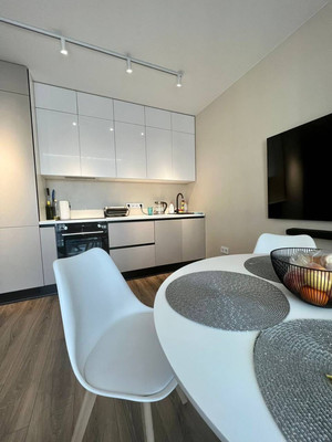 Продам двухкомнатную (2-комн.) квартиру, Лызина ул, 9, Иркутск г