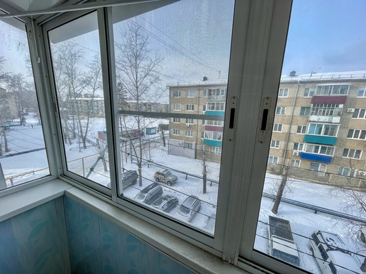 Продам двухкомнатную (2-комн.) квартиру, 2-й Микрорайон ул, 12, Эльбан рп