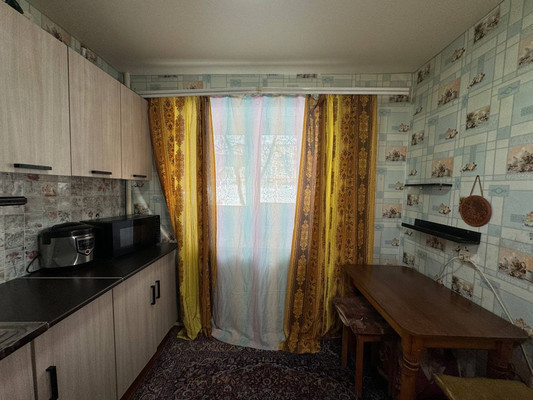 Продам однокомнатную (1-комн.) квартиру, Лукашова ул, 12, Комсомольск-на-Амуре г