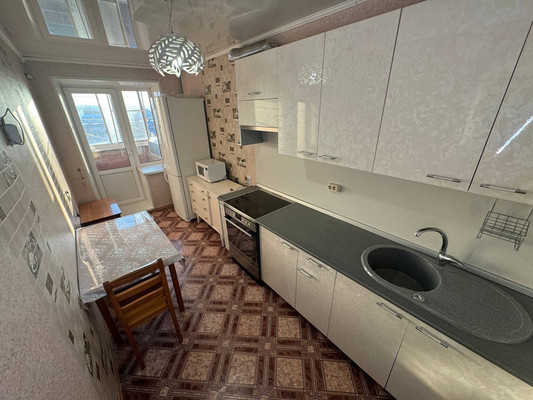 Сдам однокомнатную (1-комн.) квартиру, Комсомольская ул, 71, Комсомольск-на-Амуре г