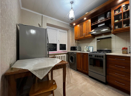 Продам двухкомнатную (2-комн.) квартиру, Ленина пр-кт, 41, Нальчик г