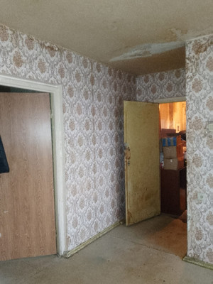 Продам трехкомнатную (3-комн.) квартиру, Керамическая ул, 26, Дедовск г