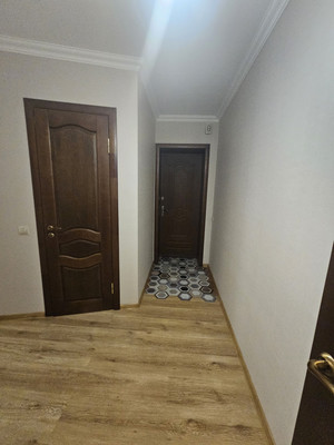 Продам трехкомнатную (3-комн.) квартиру, Ватутина ул, 10, Нальчик г