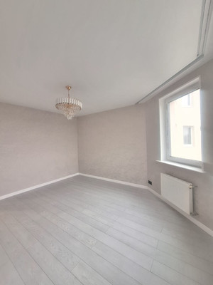 Продам однокомнатную (1-комн.) квартиру, Центральная ул, 42, Чехов г