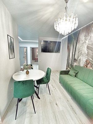 Сдам трехкомнатную (3-комн.) квартиру, им. Цезаря Куникова ул, 24к3, Краснодар г