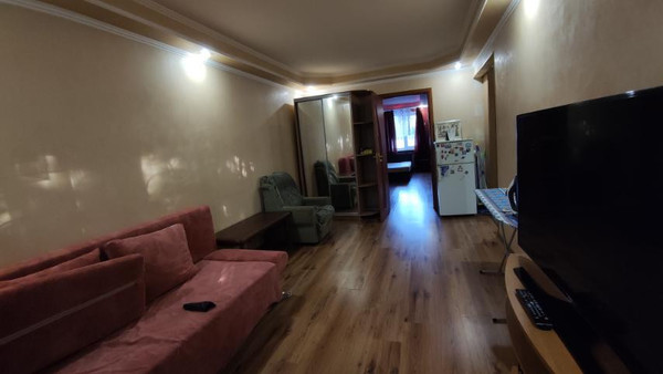 Продам двухкомнатную (2-комн.) квартиру, Кирова пр-кт, 82, Симферополь г