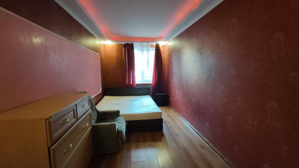 Продам двухкомнатную (2-комн.) квартиру, Кирова пр-кт, 82, Симферополь г