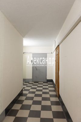 Продам двухкомнатную (2-комн.) квартиру, Комендантский пр-кт, 21к2, Санкт-Петербург г