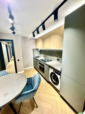 Сдам трехкомнатную (3-комн.) квартиру, Кутузова ул, 3, Москва г