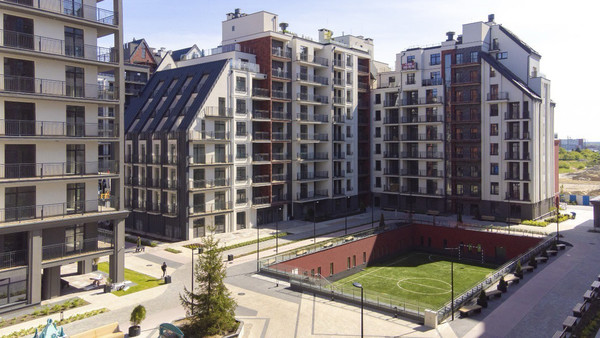 Продам трехкомнатную (3-комн.) квартиру, Молодой гвардии ул, 34к1, Калининград г