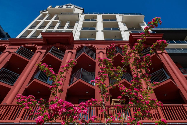 Продам трехкомнатную (3-комн.) квартиру, Молодой гвардии ул, 34к1, Калининград г