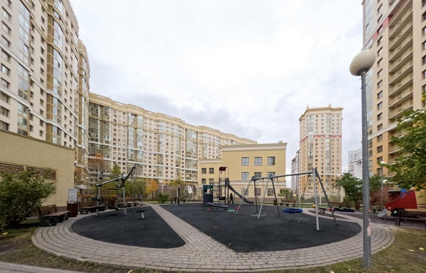 Продам трехкомнатную (3-комн.) квартиру, Мосфильмовская ул, 88к4, Москва г