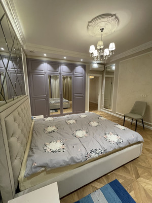 Продам трехкомнатную (3-комн.) квартиру, Ждановская наб, 10А, Санкт-Петербург г