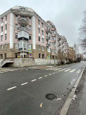 Продам трехкомнатную (3-комн.) квартиру, Ждановская наб, 10А, Санкт-Петербург г