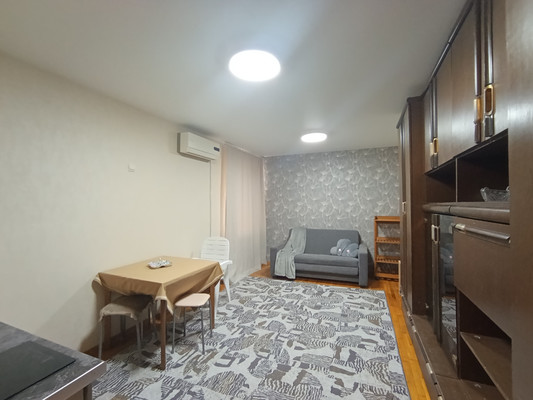 Сдам однокомнатную (1-комн.) квартиру, 1-го Мая ул, 97, Краснодар г