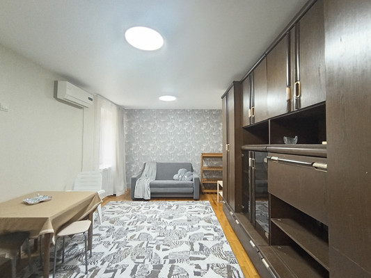 Сдам однокомнатную (1-комн.) квартиру, 1-го Мая ул, 97, Краснодар г