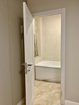 Продам двухкомнатную (2-комн.) квартиру, Весенняя ул, 36, Волгодонск г