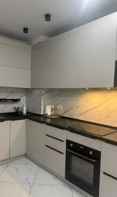 Продам трехкомнатную (3-комн.) квартиру, Глинки ул, 3, Иркутск г