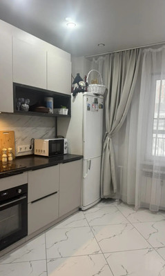 Продам трехкомнатную (3-комн.) квартиру, Глинки ул, 3, Иркутск г