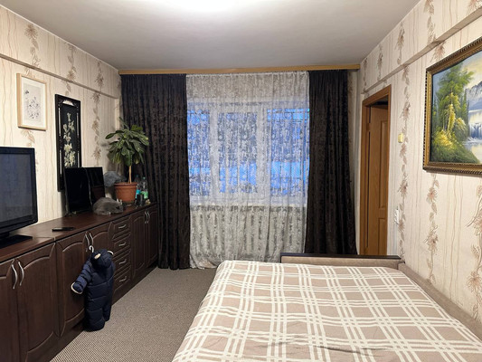 Продам трехкомнатную (3-комн.) квартиру, Куликовская ул, 9, Иркутск г