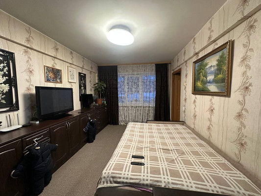 Продам трехкомнатную (3-комн.) квартиру, Куликовская ул, 9, Иркутск г