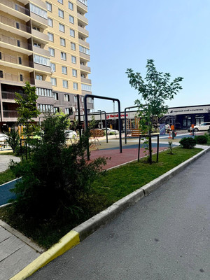 Продам двухкомнатную (2-комн.) квартиру, им. Героя Ростовского ул, 8к6, Краснодар г