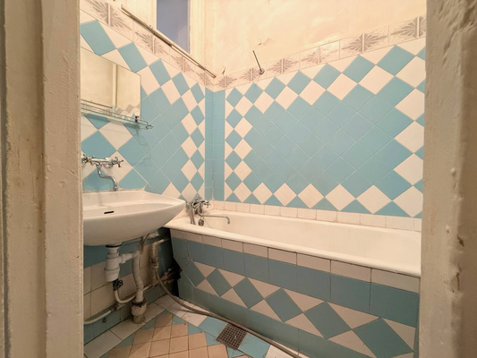 Продам трехкомнатную (3-комн.) квартиру, Октября пр-кт, 3, Нижний Новгород г